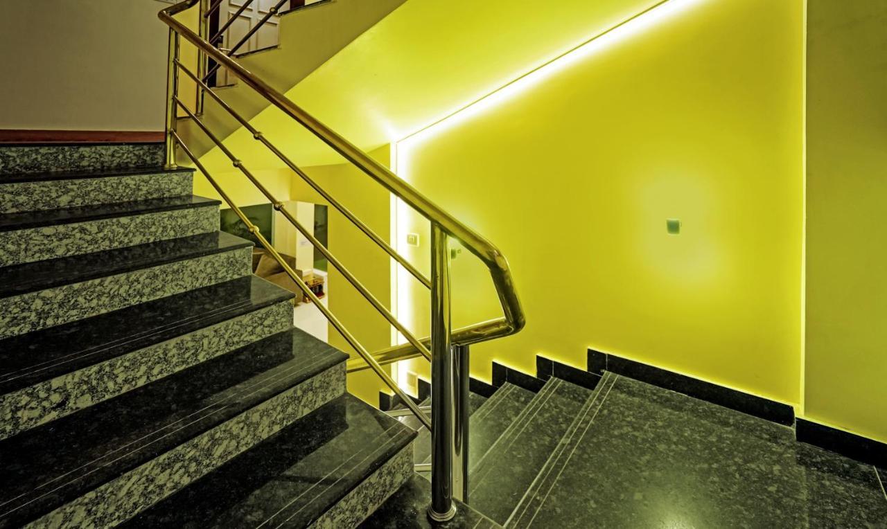 Treebo Golden Nest Otel Bhubaneswar Dış mekan fotoğraf
